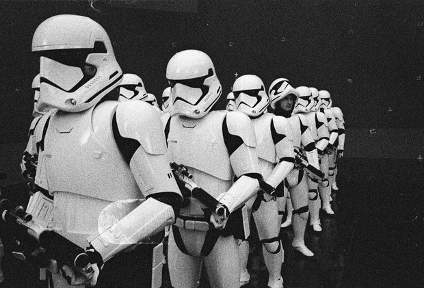 Foto tras las cámaras de Rian Johnson de The Last Jedi