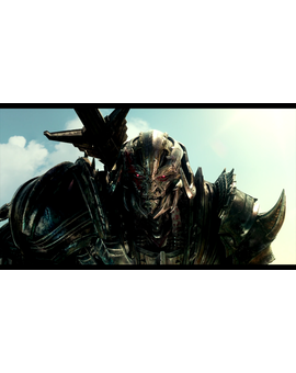 Transformers The Last Knight, nuevo trailer centrado en Izabella