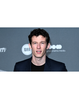 Callum Turner será Theseus Scamander en la secuela de Animales Fantásticos