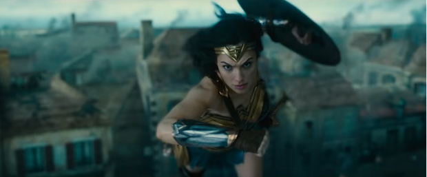 Wonder Woman, dos nuevos anuncios de televisión con el primer vistazo a David Thewlis y al hombro del villano