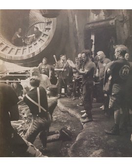 Han Solo. Detrás de las escenas en un oscuro y extraño nuevo rincón de la galaxia.   
