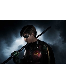 Primer vistazo a Brenton Thwaites como Dick Grayson en TITANS