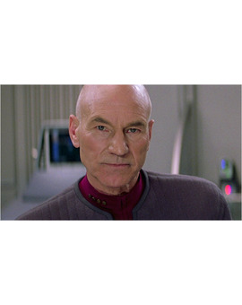 Se estarían preparando al menos cinco series de televisión de STAR TREK incluyendo una serie centrada en  Picard, otra alrededor de La Ira de Khan, una de animación, una centrada en la Academia de la Flota Estelar y otra de la que no ha trascendido nada