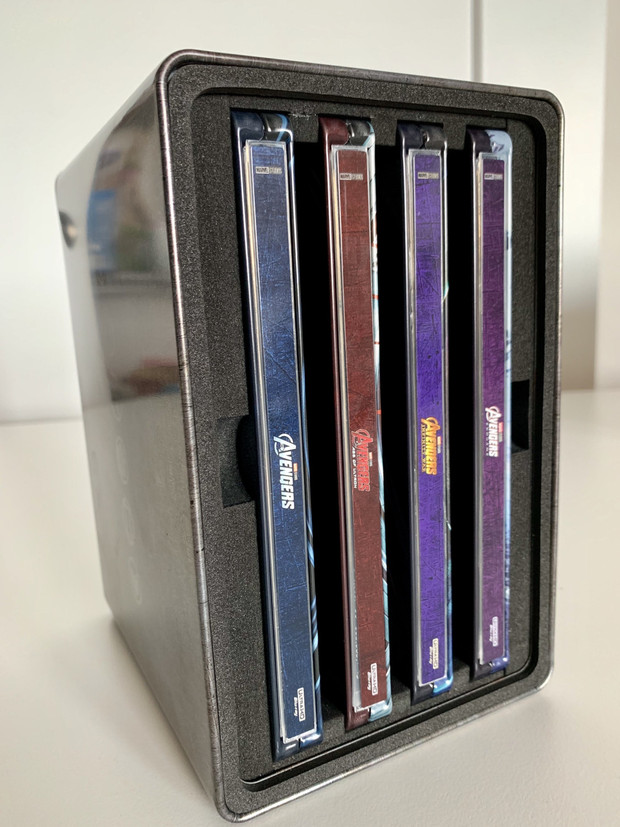 Fotos de la colección de Los Vengadores en steelbook exclusiva de Best Buy