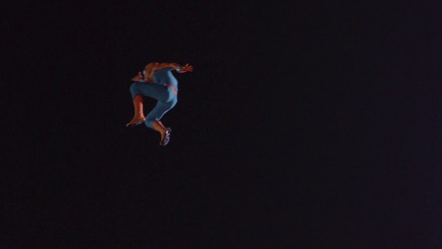 Vistazo en vídeo al animaerótico de Spider-man en el Campus Vengadores del Parque Disney California