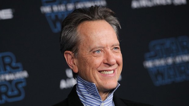 Richard E. Grant se une a LOKI