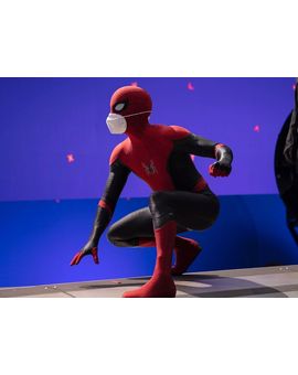 Foto de Tom Holland en el set de SPIDER-MAN 3