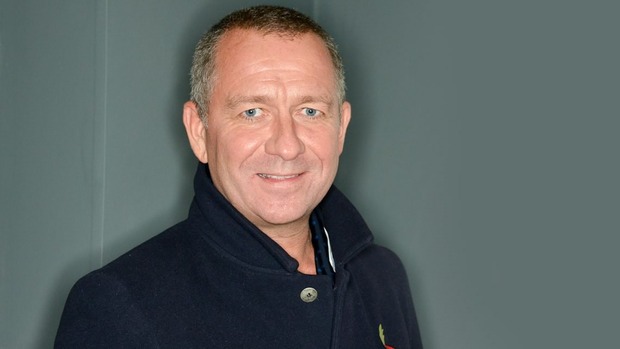Sean Pertwee es Alfred en la serie "Gotham" ( más otras incorporaciones) 
