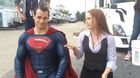 El-mejor-vistazo-hasta-ahora-del-nuevo-traje-de-superman-gracias-al-ice-bucket-challenge-c_s