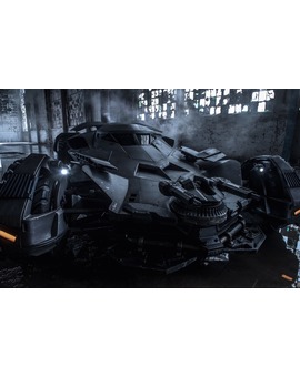 Nueva imagen oficial del Batmóvil