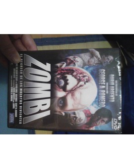 Zombi. Ayer por 1 eurillo en Alcampo.