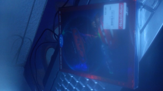 Se que como peli no es gran cosa... pero por 10 euros y con caja de carton no me he podido resistir!!!!