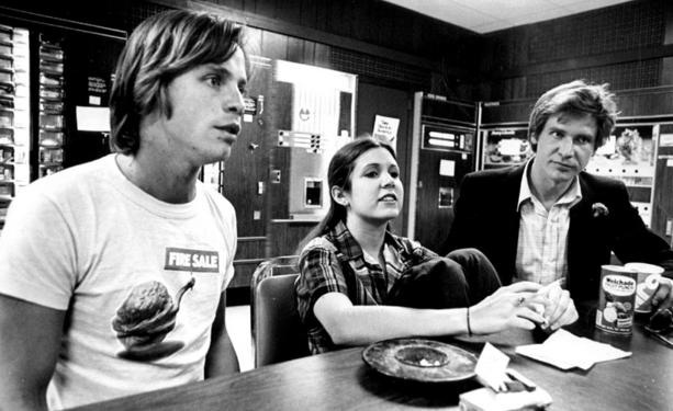 Mark hamill, carrie fisher y harrison ford confirmados para star wars ep. VII 