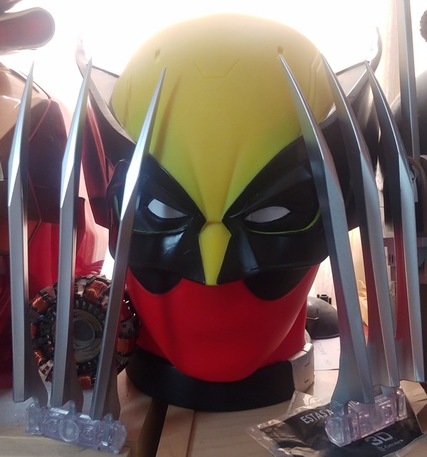 Deadpool y Lobezno, a un mes y un día!