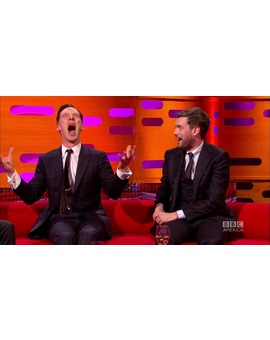 Benedict Cumberbatch imita a Chewbacca delante de ¡HAN SÓLO!