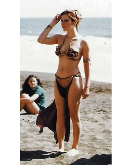 (Y otra de propina). LEIA en el ya famoso día de playa. STAR WARS VI
