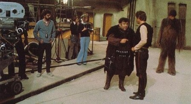 HAN SOLO hablando con JABBA, sí, sí, JABBA EL HUTT. STAR WARS IV (2)