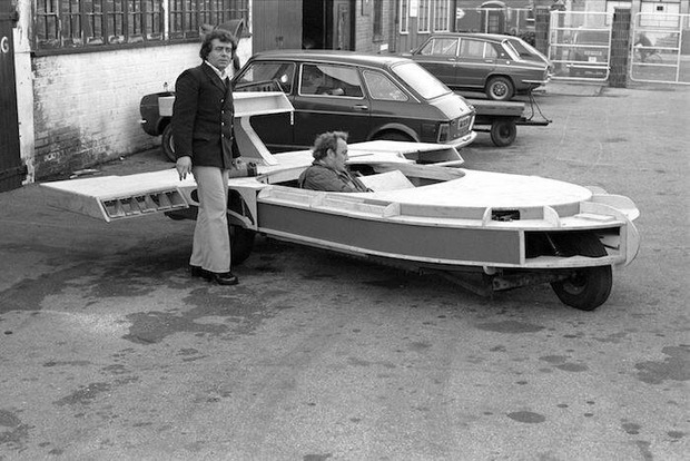 Prototipo del autodeslizador de LUKE, algo se parece al definitivo. STAR WARS IV