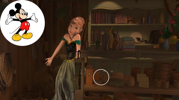 Invitados en FROZEN. MICKEY MOUSE