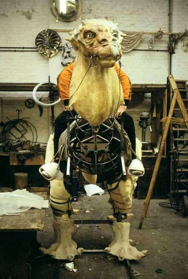 TAUN TAUN a medio hacer. STAR WARS V