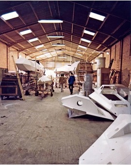 Taller de naves. STAR WARS V