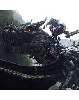 Me encantan los transformers pero mucho (mucho!) más el cómic q las pelis... Grimlock es de mis favoritos, a ver q tal!