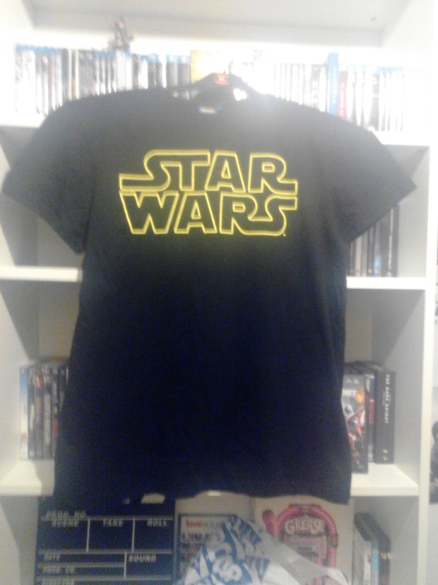 Camisetas cinefilas de hoy 1/3 : La Fuerza ha Despertado 