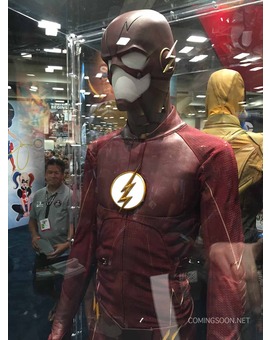 Para los seguidores de The Flash , fijaos en el logo 