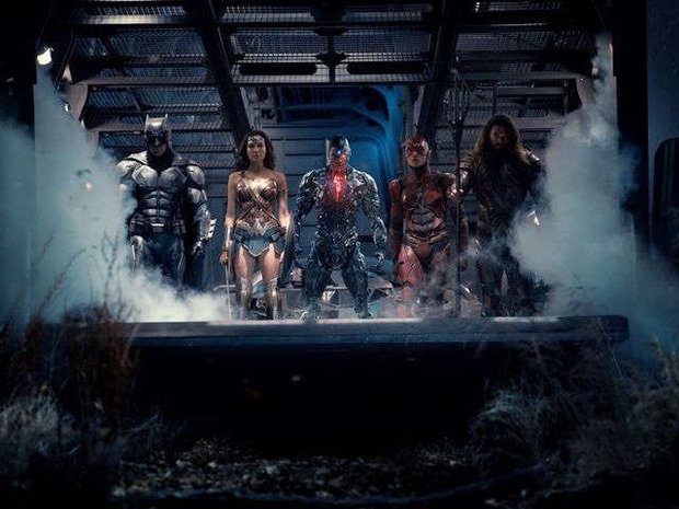 Justice League (Buena Calidad)