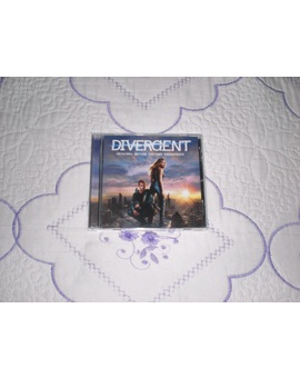 Soundtrack Divergent comprada en el Fnac